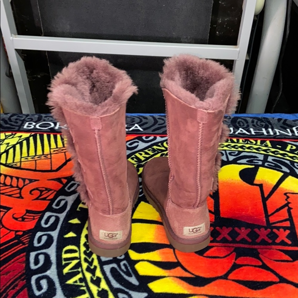 UGG Women's Ankle Boots in Brown - Picture 2 of 7